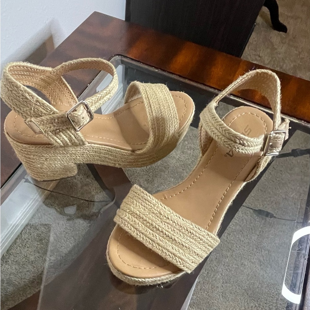 Soda- CASTLE Nude Woven Jute Wedge Heel Sandal in Size 7 - Picture 15 of 16